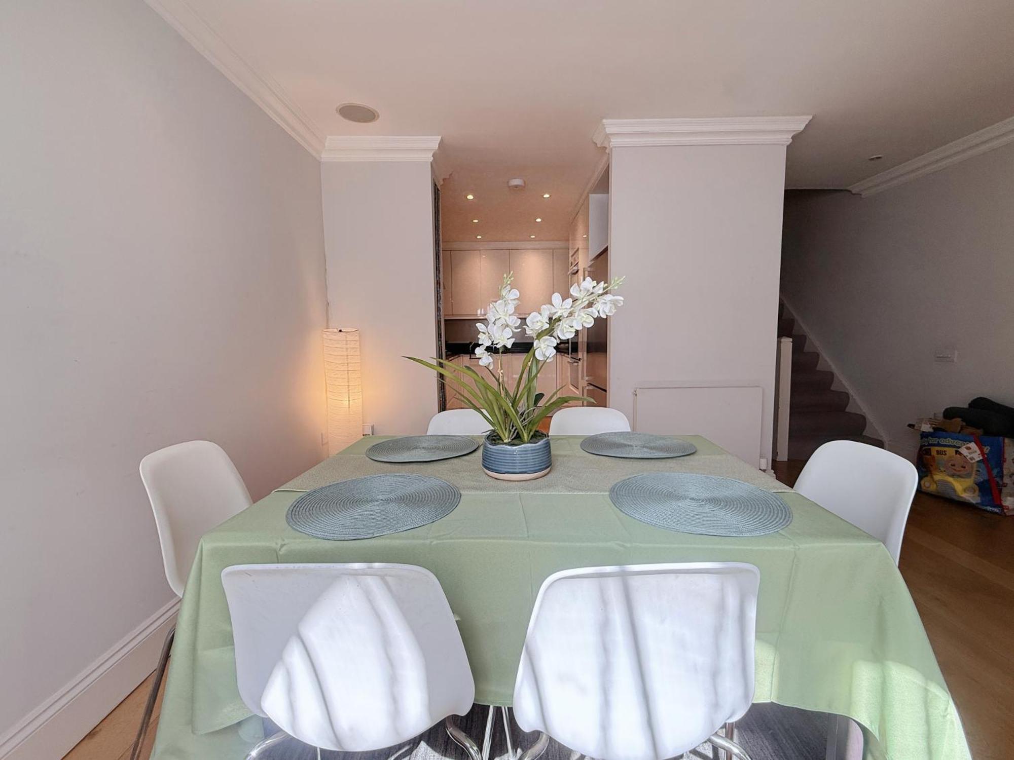 Spacious And Cosy 3Brs 5F House In Heart Of لندن المظهر الخارجي الصورة